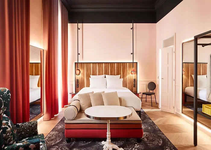 Mama Shelter Rennes Hotel