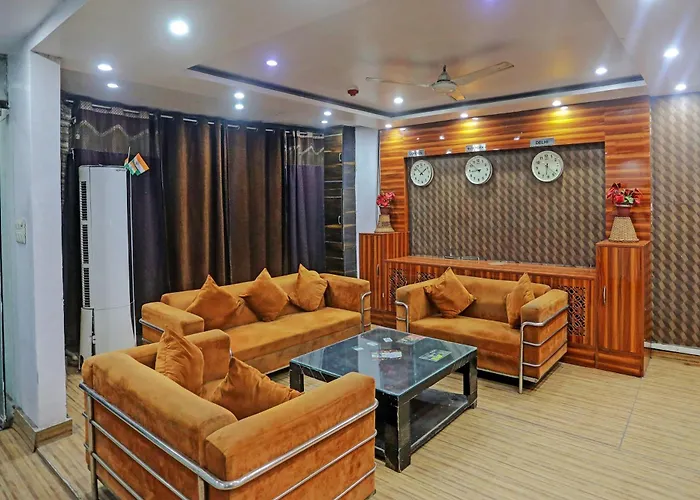 Collection O Noida Saffron Hotel