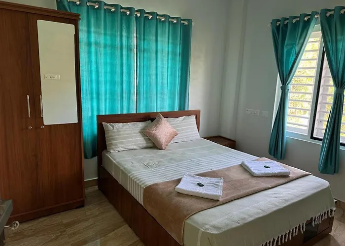 The Karlyle Homestay Vaduvanchal