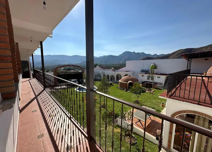 Hotel Casa AmaNacer Malinalco La Ladrillera
