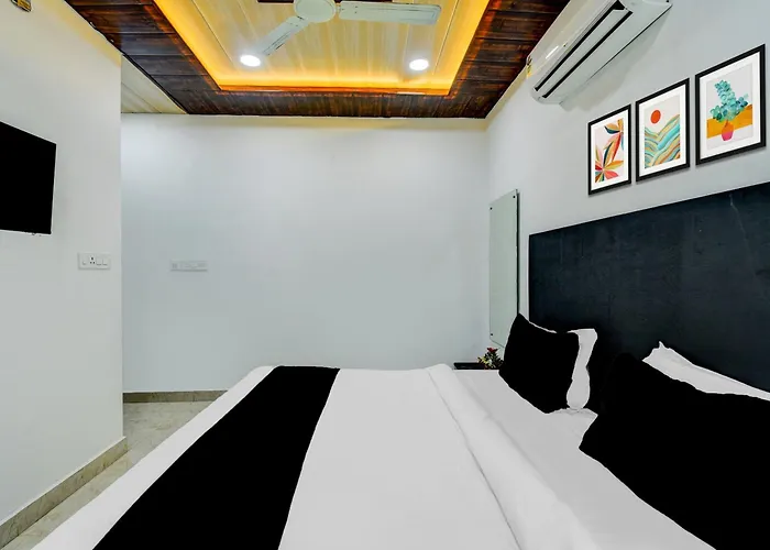 Hotel O Karni Kripa Jaipur