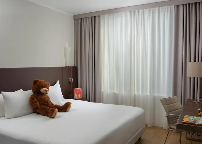 Nh Savona Darsena Hotel