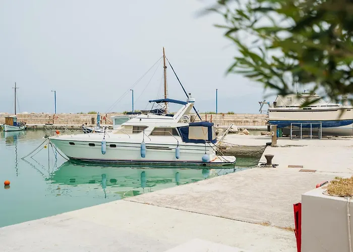 Great Greece Le Convivial Suites Xylokastro