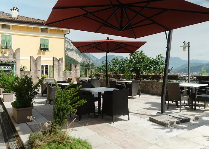 Hotel Al Dos - Breakfast & Private Spa Trient