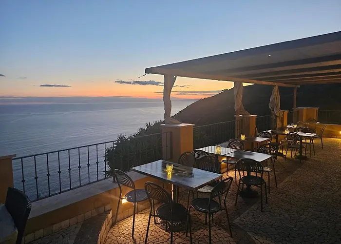 Aparthotel Il Borgo Di Campi Riomaggiore
