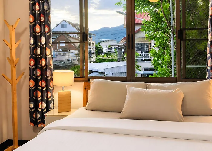 Bed And Terrace Guesthouse Chiang Mai