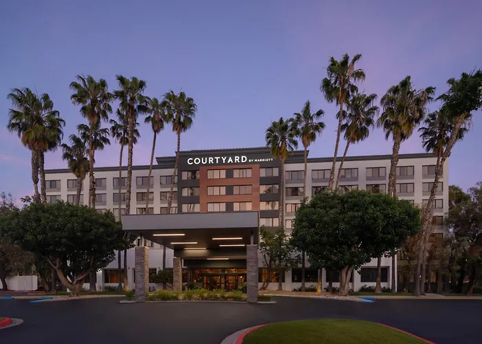 Courtyard By Marriott Cypress Anaheim / Orange County Hotel