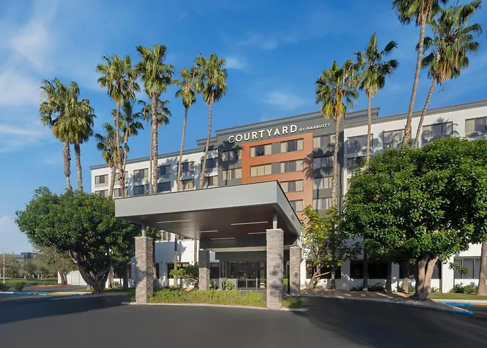Courtyard By Marriott Cypress Anaheim / Orange County Hotel