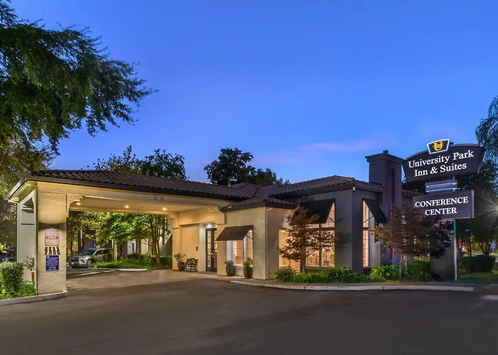 University Park Inn & Suites, An Ascend Collection Hotel Davis