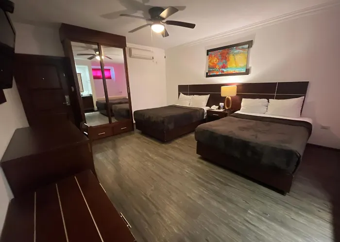 Hotel Rincon Real Suites Durango