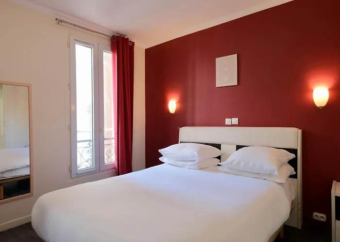 Hipotel Paris Gambetta République