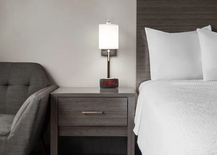 Baymont By Wyndham Great Falls City Center