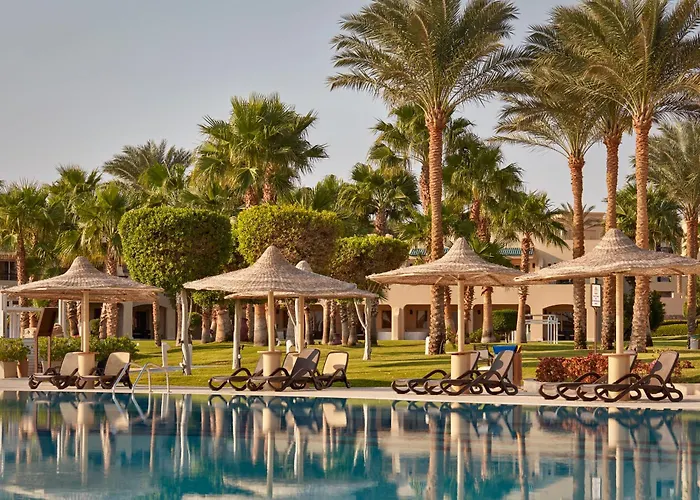 Coral Sea Holiday Resort & Aqua Park Charm el-Cheikh