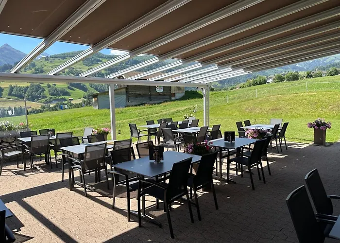 Catrina Lodge Disentis