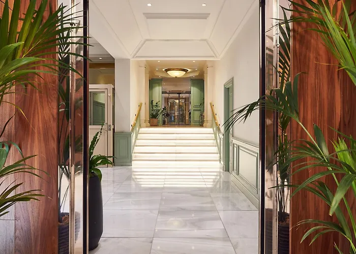 The Level At Melia White House Hotel London