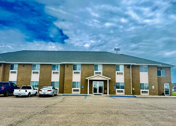 Four Seasons Inn Bottineau