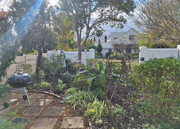 Hotel Petit & Grande Plaisir Luxury Self-Catering Franschhoek