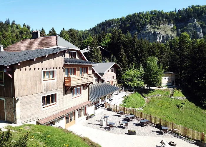 Chalet-Hôtel La Mainaz Restaurant&Resort Gex
