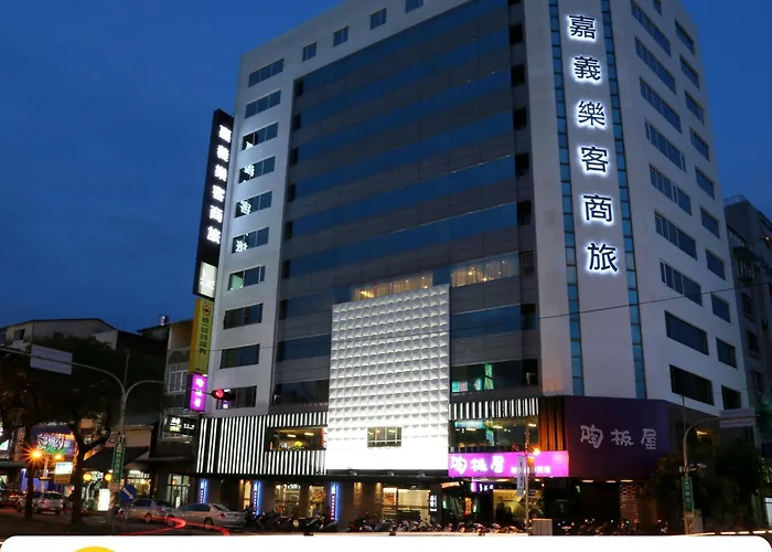 Chiayi Look Hotel