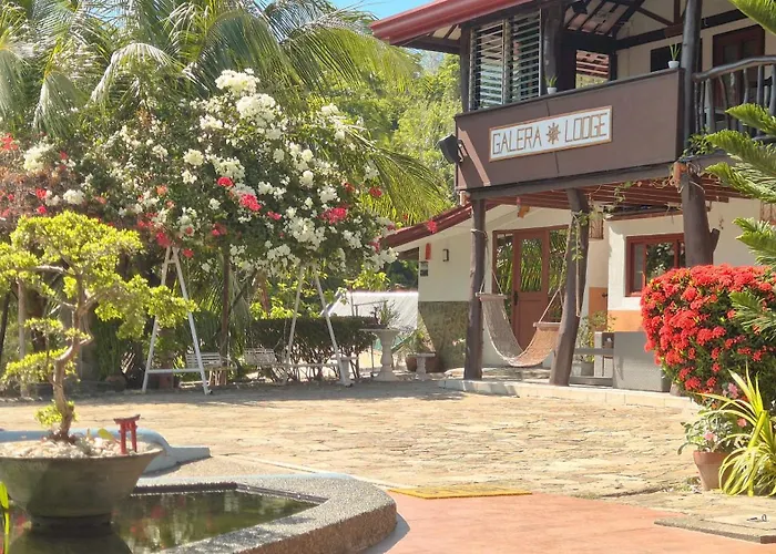 Galera Lodge & Cafe Puerto Galera