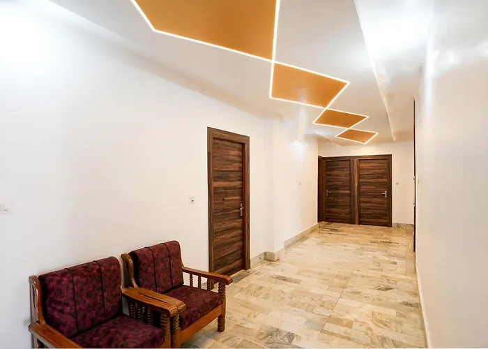 Hotel O A2 Residency Meerut