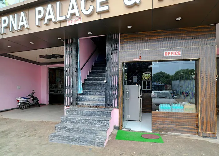 Hotel O Apna Palace Ujjain