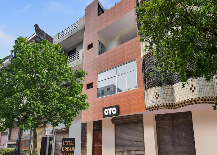 Hotel O Dream Palace New Delhi