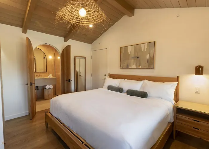 Woods Cove Inn Laguna Beach