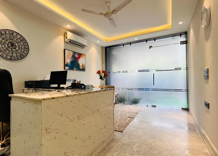 Bluo 1Bhk Suite - Balcony, Lift, Gym, Parking Gurgaon