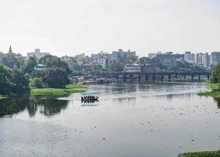 Hotel O Royal Inn Talegaon Dabhade
