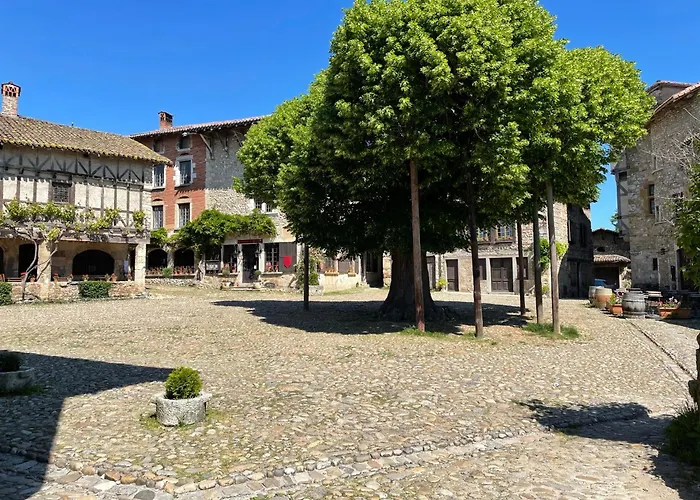 Chez Gabriel Et Sophie Hotel Pérouges