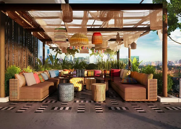 Moxy Bangkok Ratchaprasong By Marriott Hotel