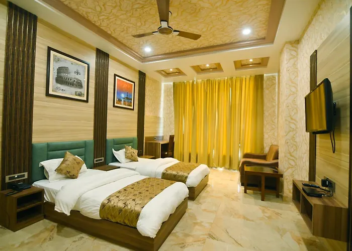 Hotel Trimurti By Carlton Suites Ayodhya