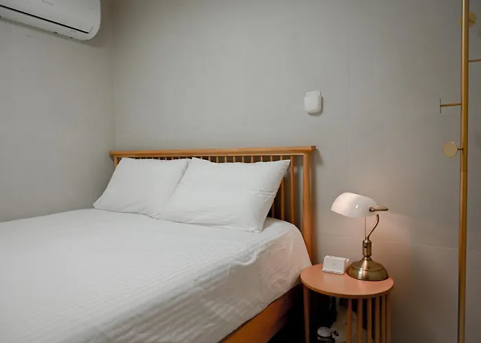 Marie'S House 102 Hongdae Hotel Seoul