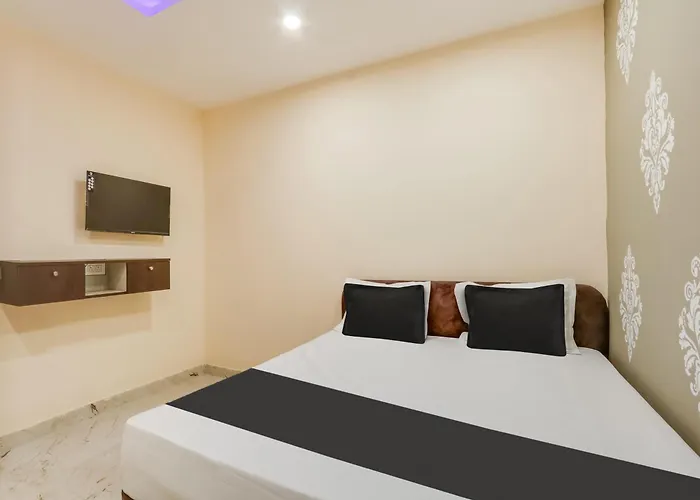 Hotel O Bss Inns Warangal
