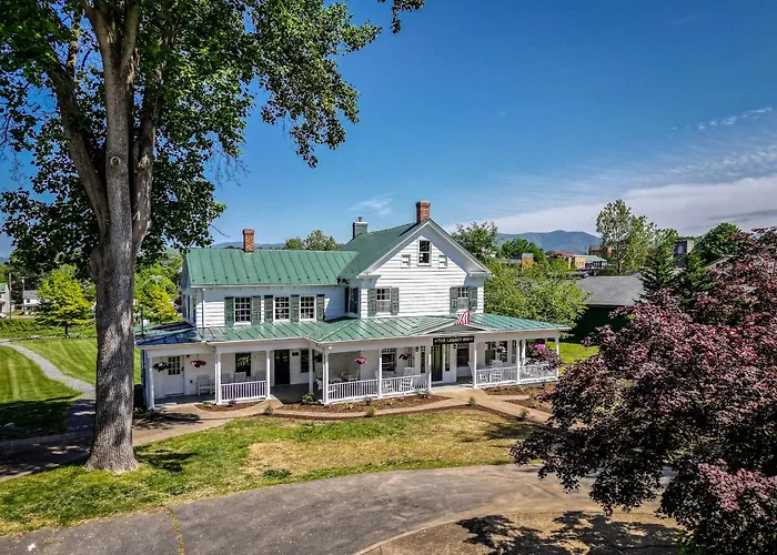 The Legacy Inn Luray