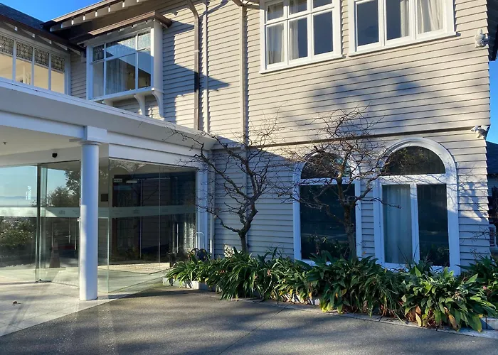 Hackthorne Gardens Luxury Accommodation Christchurch