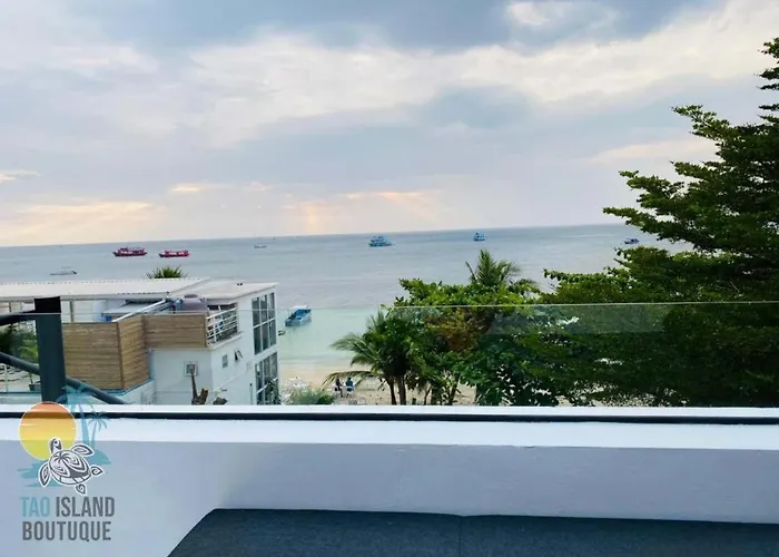Tao Island Boutique Hotel เกาะเต่า