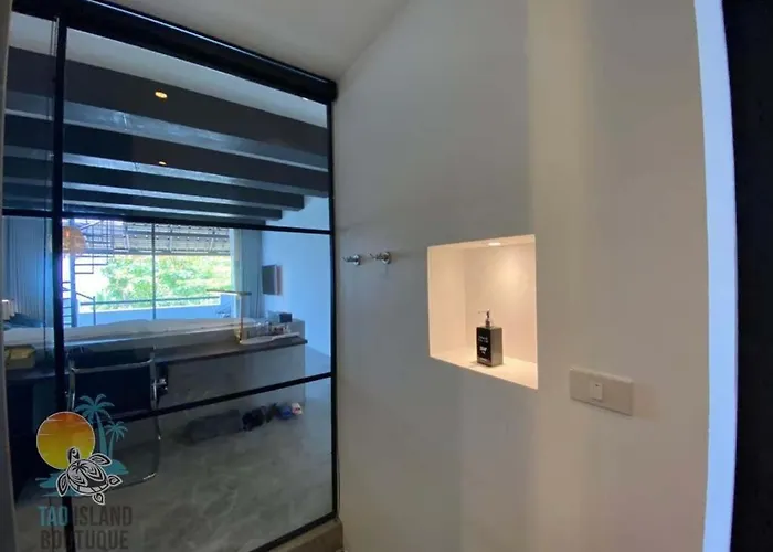 Tao Island Boutique Hotel เกาะเต่า