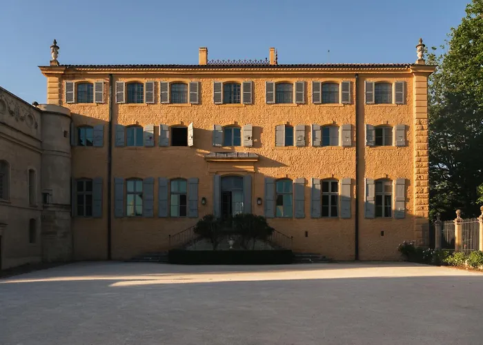 Chateau De Fonscolombe - Relais & Chateaux Le Puy-Sainte-Réparade