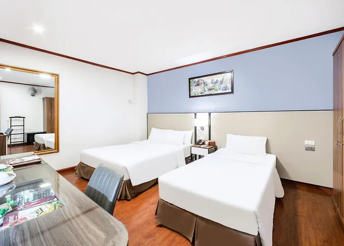 A25 Hotel - 28 Trần Quý Cáp Hà Nội