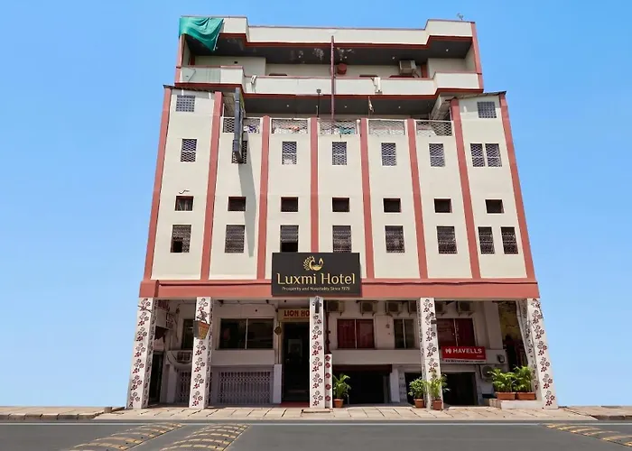 Luxmi Hotel Prayagraj