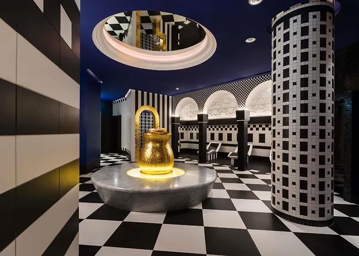 Mondrian Doha Otel