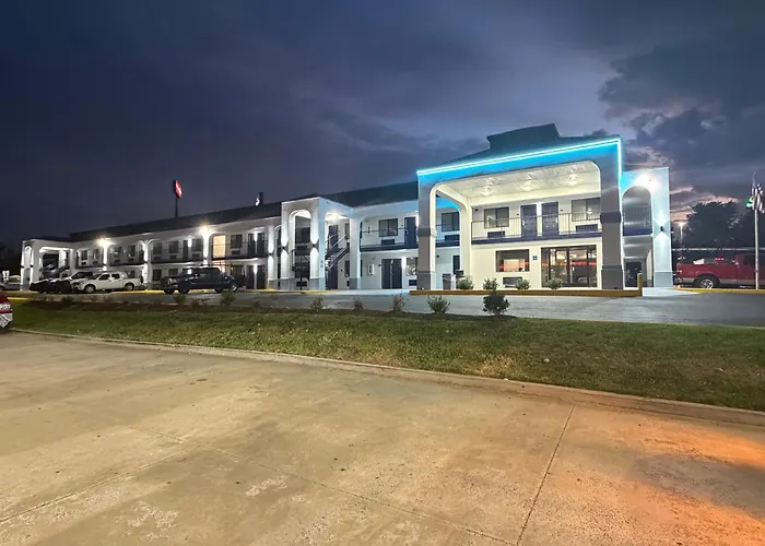 Econo Lodge Inn & Suites Southeast La Vergne