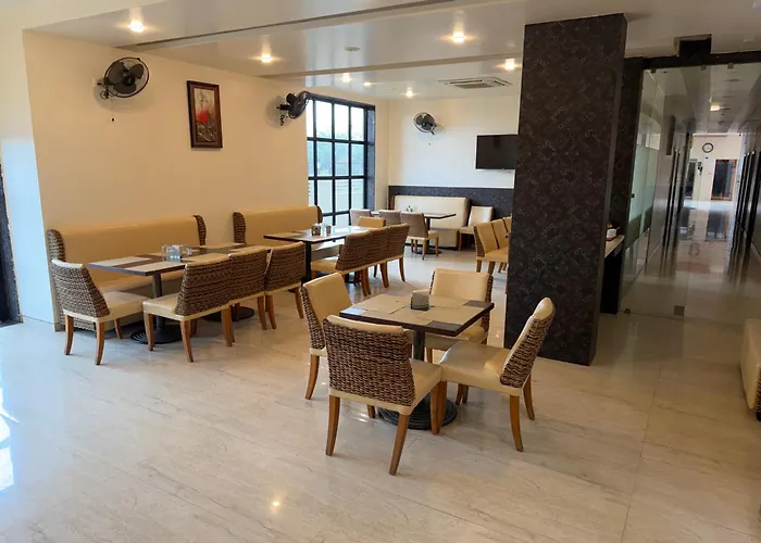 Hotel Sharanam Shegaon