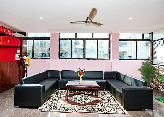 Collection O Aryan Hotel Khandagiri