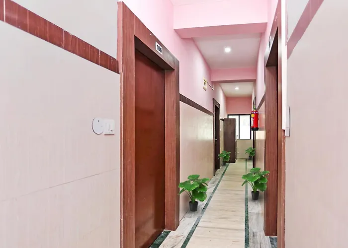 Collection O Aryan Hotel Khandagiri