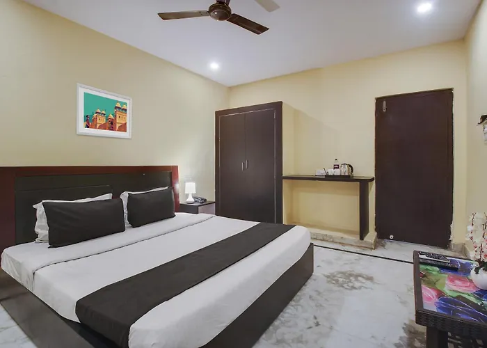 Hotel O Anuguna Tulasi Grand Near Jntu University Hyderabad