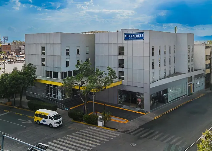City Express by Marriott Ciudad de México La Villa