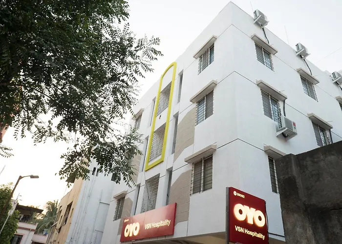 Super Hotel O Rvc Hospitality Near Pune Airport Kharadi